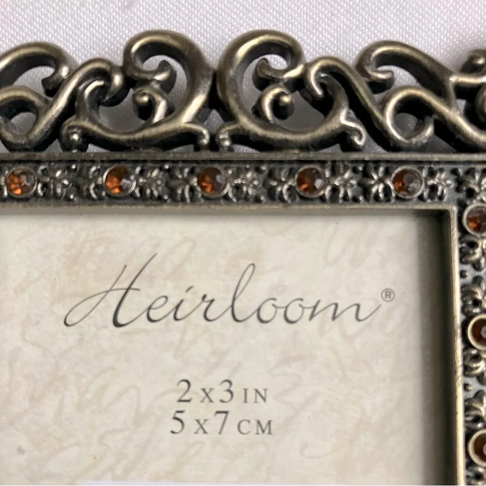 HEIRLOOM Scroll and Mini Faux Gem Detail Photo Frame